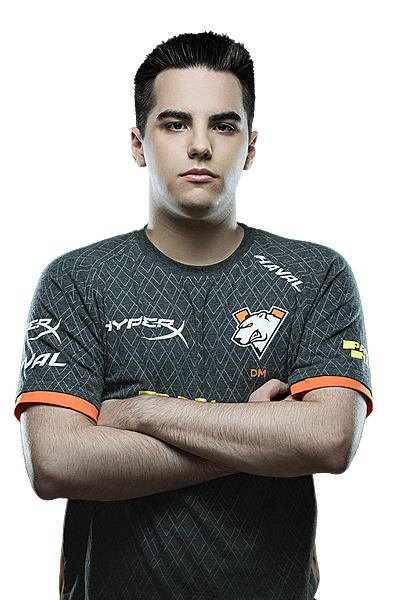 Дм игрок. DM Dota 2 игрок. Virtus Pro Dota 2 2021. Игрок dm1trena.